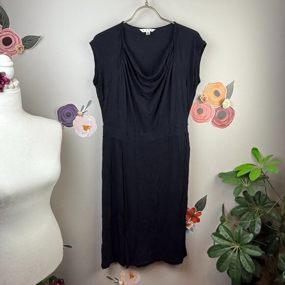 CAbi Black Scoop Neck Sleeveless Dress - Size - Small - Picture 1 of 5